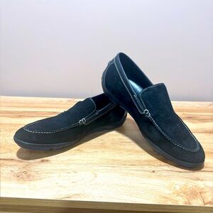 Donald J Pilner Center 120 men's black Italian suede loafers size 8